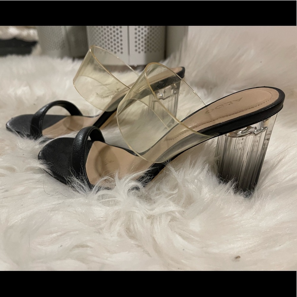 Aldo Sandals